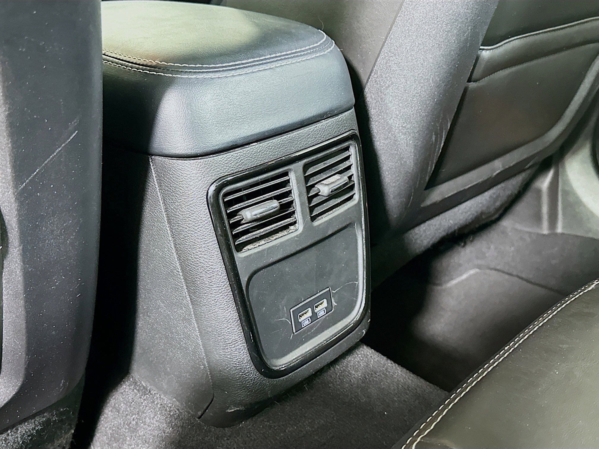 Used 2022 Chrysler 300 S RWD image 28