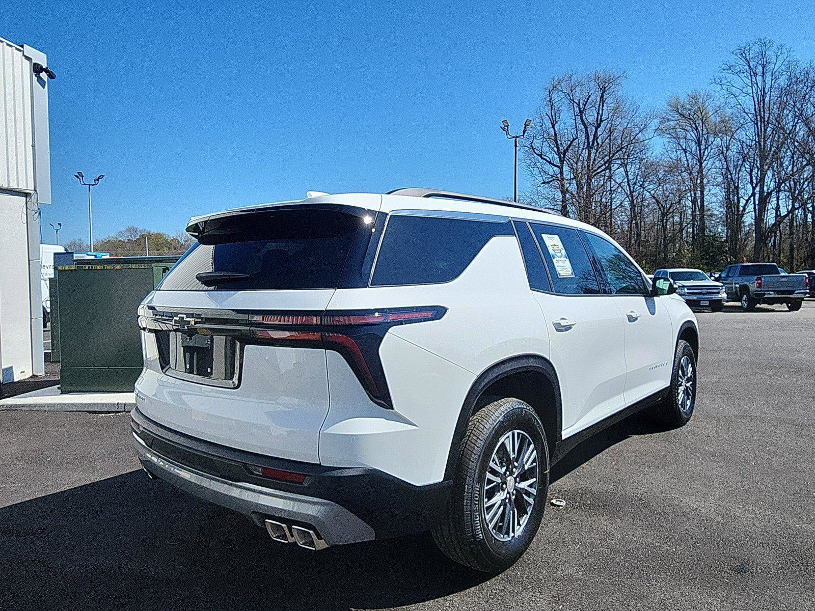 New 2026 Chevrolet Traverse LT w/ LPO, Floor Liner Package FWD image 5