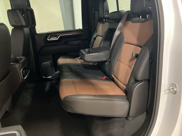 Used 2024 Chevrolet Silverado 3500 High Country w/ Technology Package image 20