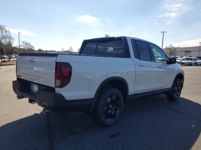 New 2026 Honda Ridgeline Black Edition image 4