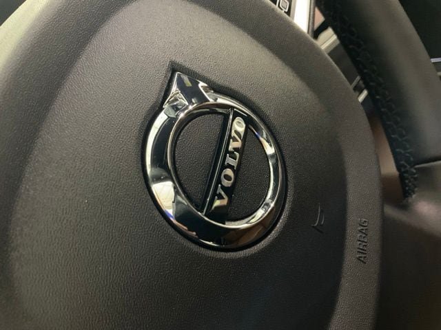 Certified 2024 Volvo XC90 T8 Ultimate AWD/4WD image 47