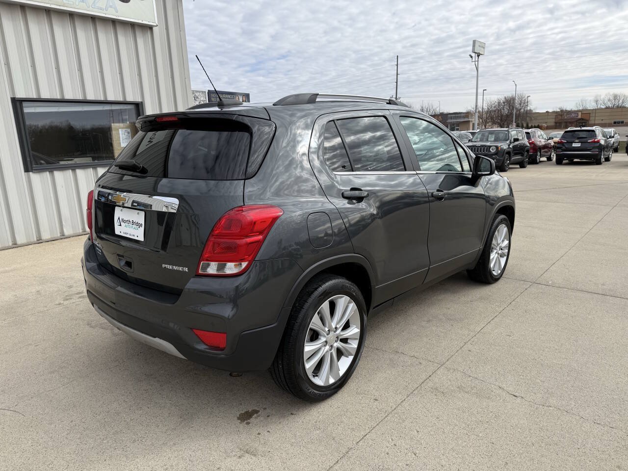 Used 2020 Chevrolet Trax Premier AWD/4WD image 4