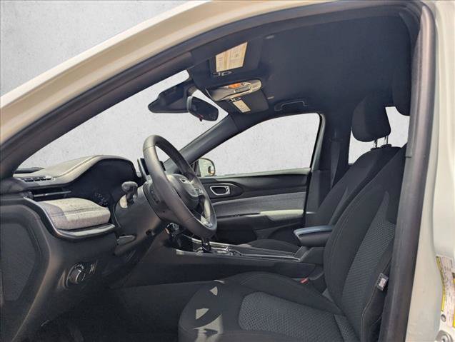 Used 2024 Jeep Compass Sport AWD/4WD image 12