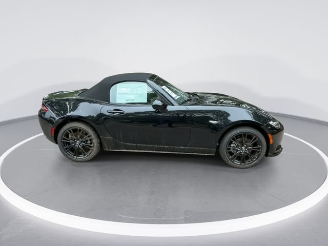 New 2026 MAZDA MX-5 Miata Club w/ Interior Package RWD image 9