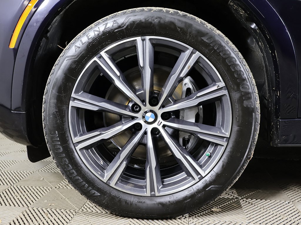 Used 2025 BMW X6 xDrive40i w/ Climate Comfort Package image 24