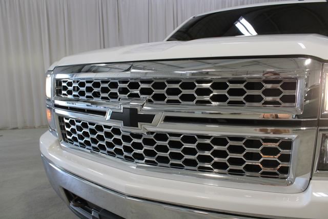 Used 2015 Chevrolet Silverado 1500 LT AWD/4WD image 11