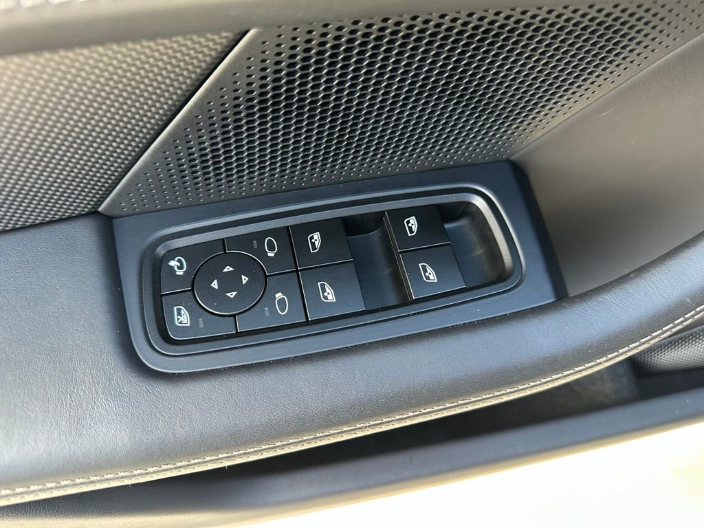 Certified 2025 Porsche Taycan Turbo S image 22