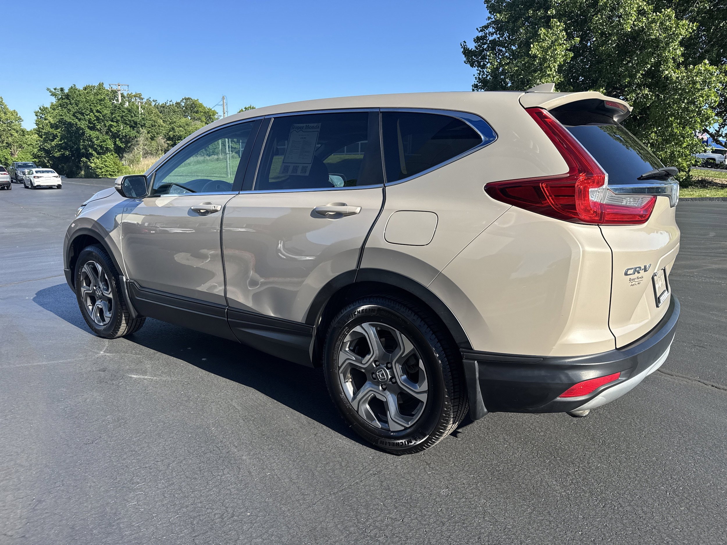 Used 2017 Honda CR-V EX-L image 3