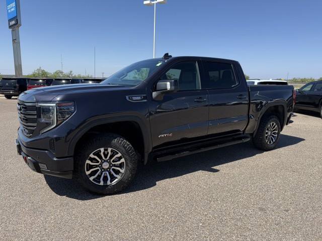 Used 2023 GMC Sierra 1500 AT4 w/ AT4 Preferred Package image 2