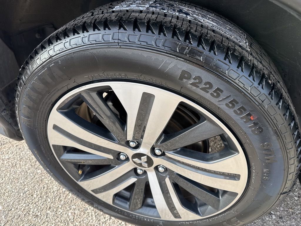 Used 2022 Mitsubishi Outlander Sport ES image 12