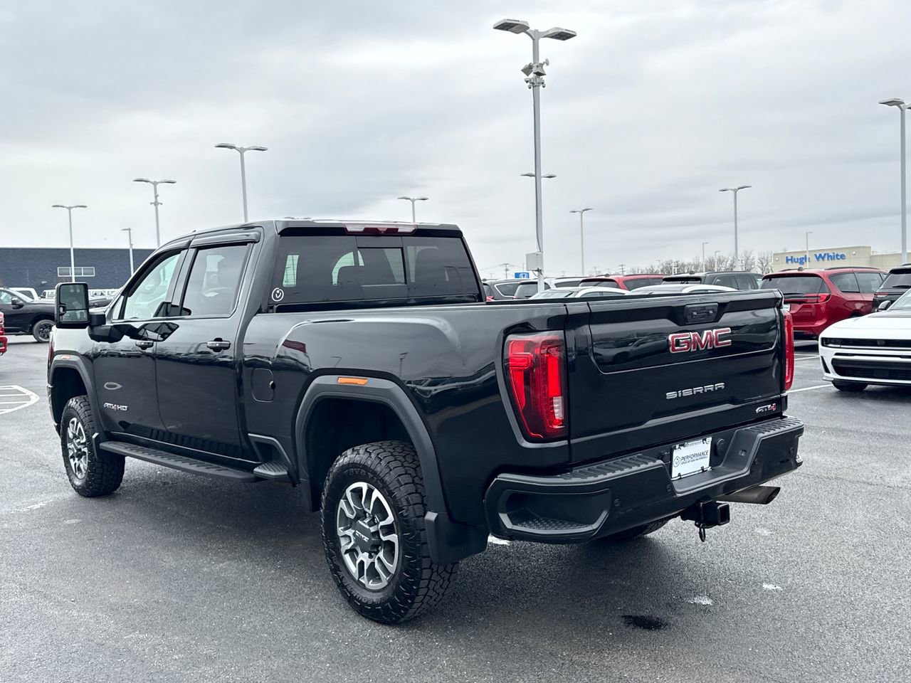 Used 2022 GMC Sierra 2500 AT4 w/ AT4 Preferred Package AWD/4WD image 5
