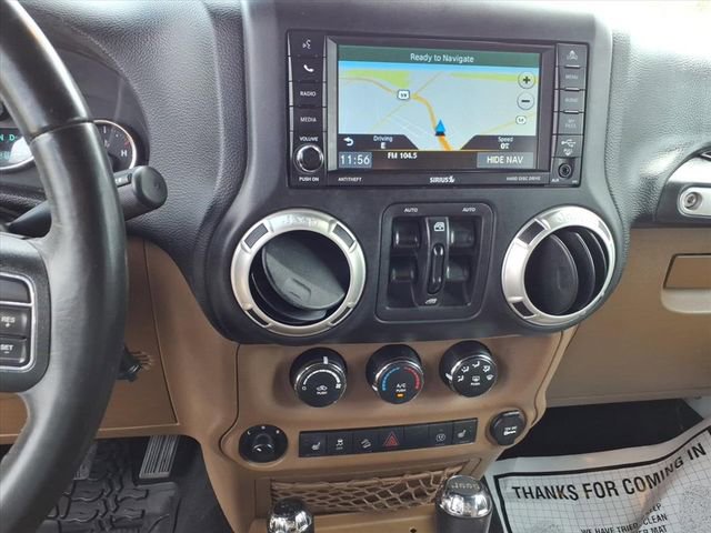 Used 2017 Jeep Wrangler Unlimited Sahara w/ Connectivity Group image 16