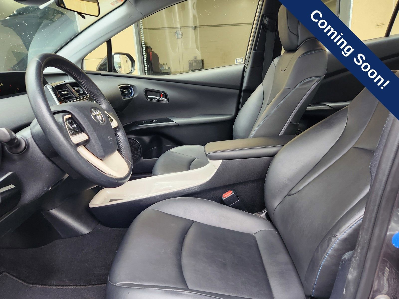 Used 2016 Toyota Prius Three image 17