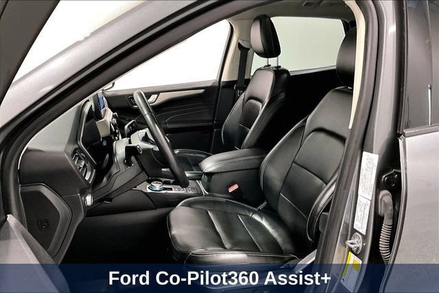 Used 2022 Ford Escape SEL w/ Equipment Group 302A AWD/4WD image 29