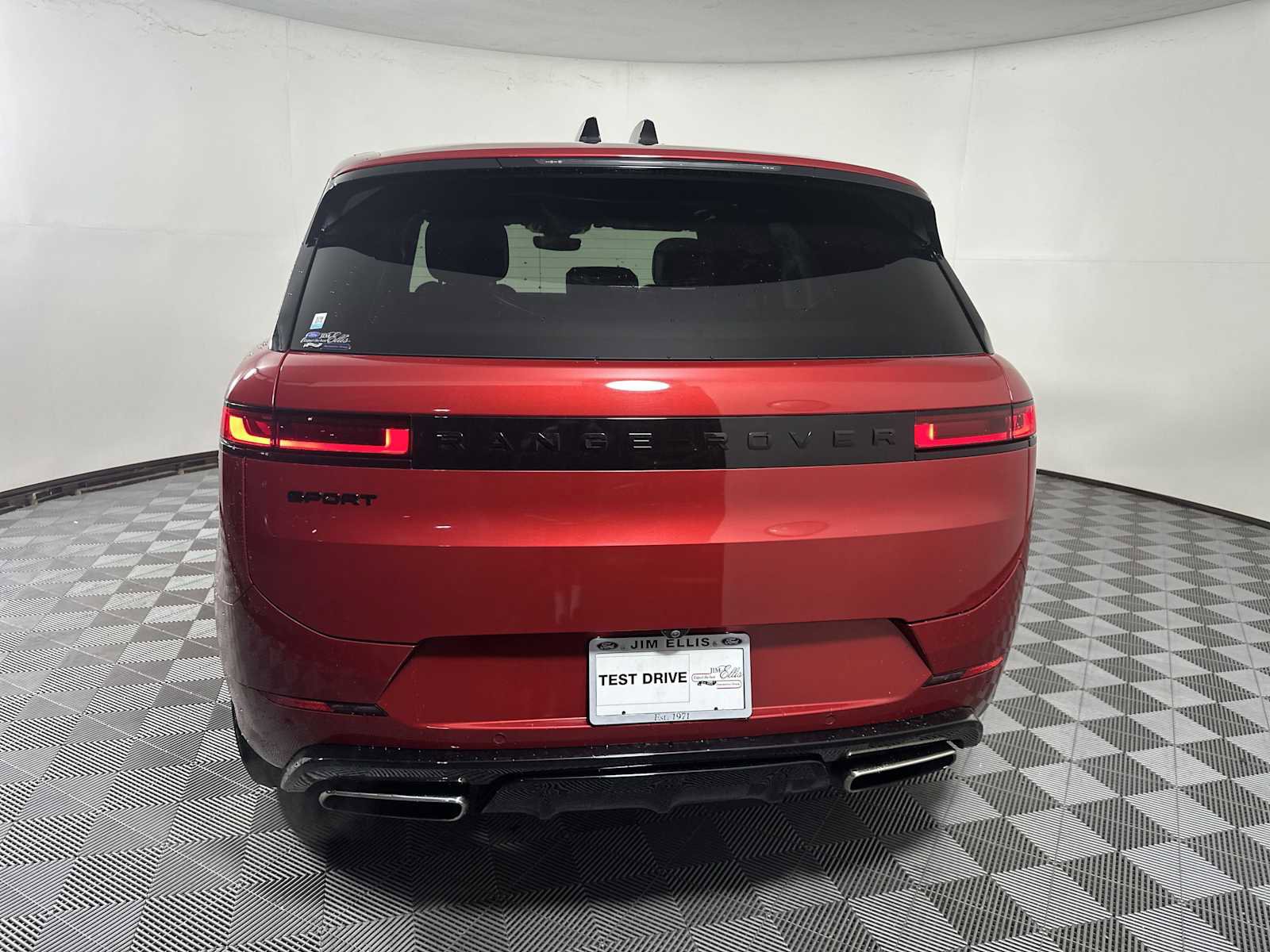 Used 2024 Land Rover Range Rover Sport Dynamic SE image 12