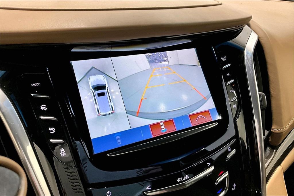 Used 2020 Cadillac Escalade Platinum image 23