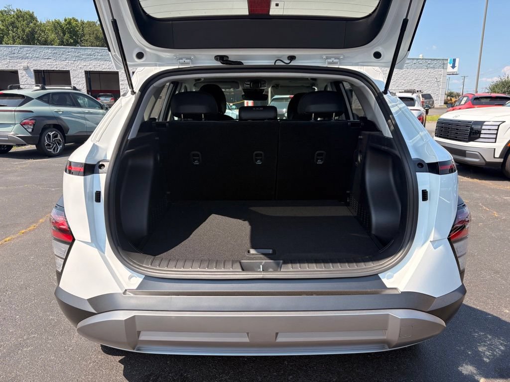 New 2026 Hyundai Kona SEL Premium FWD image 7