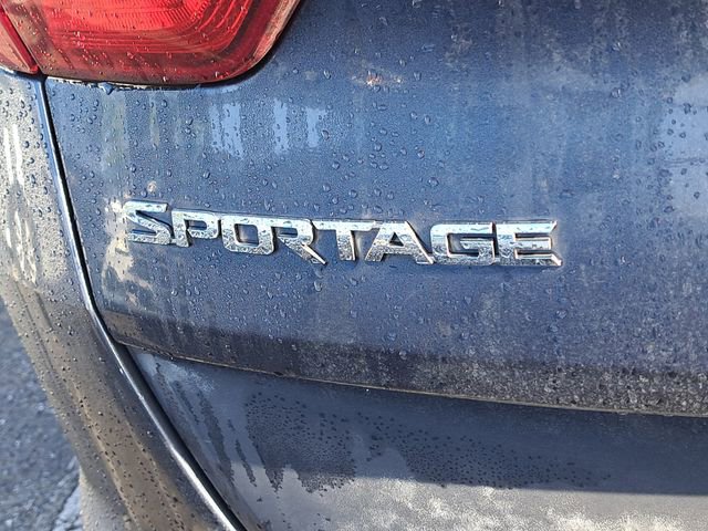 Used 2018 Kia Sportage LX image 5