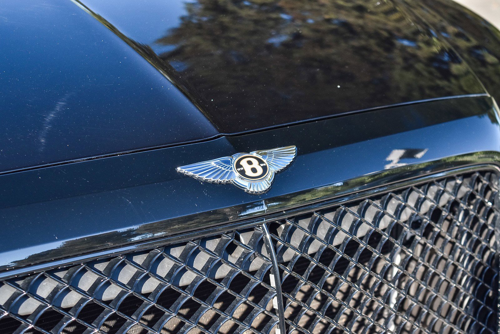 Used 2019 Bentley Bentayga image 9