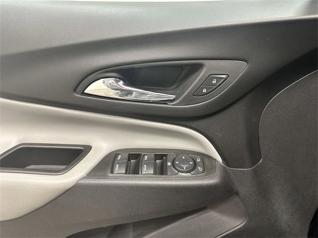 Used 2020 Chevrolet Equinox LT image 17