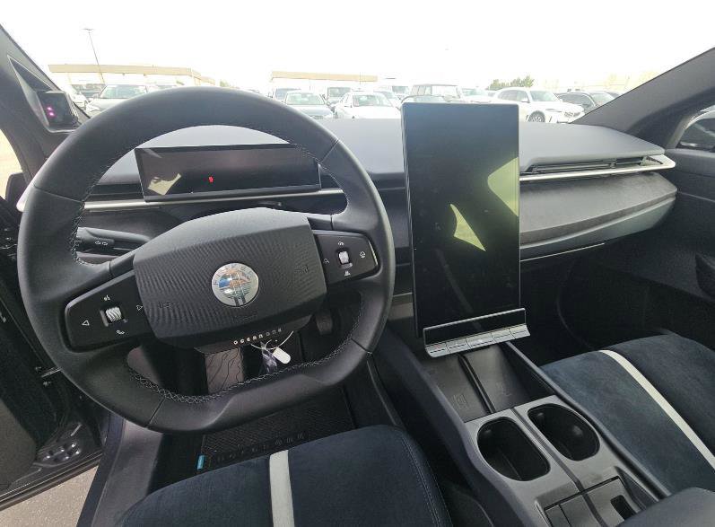 Used 2023 Fisker Ocean One image 2