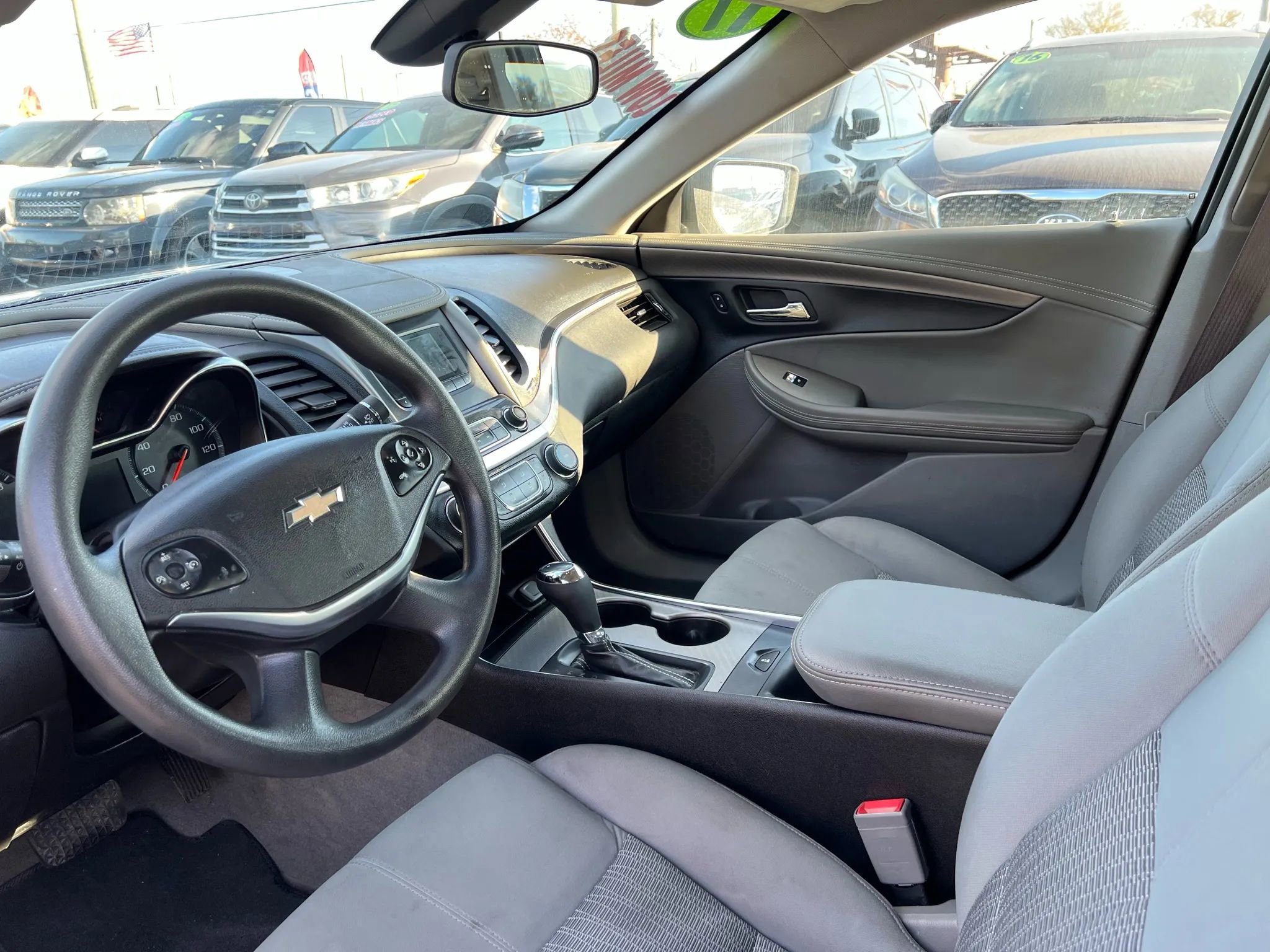 Used 2017 Chevrolet Impala LS FWD image 10