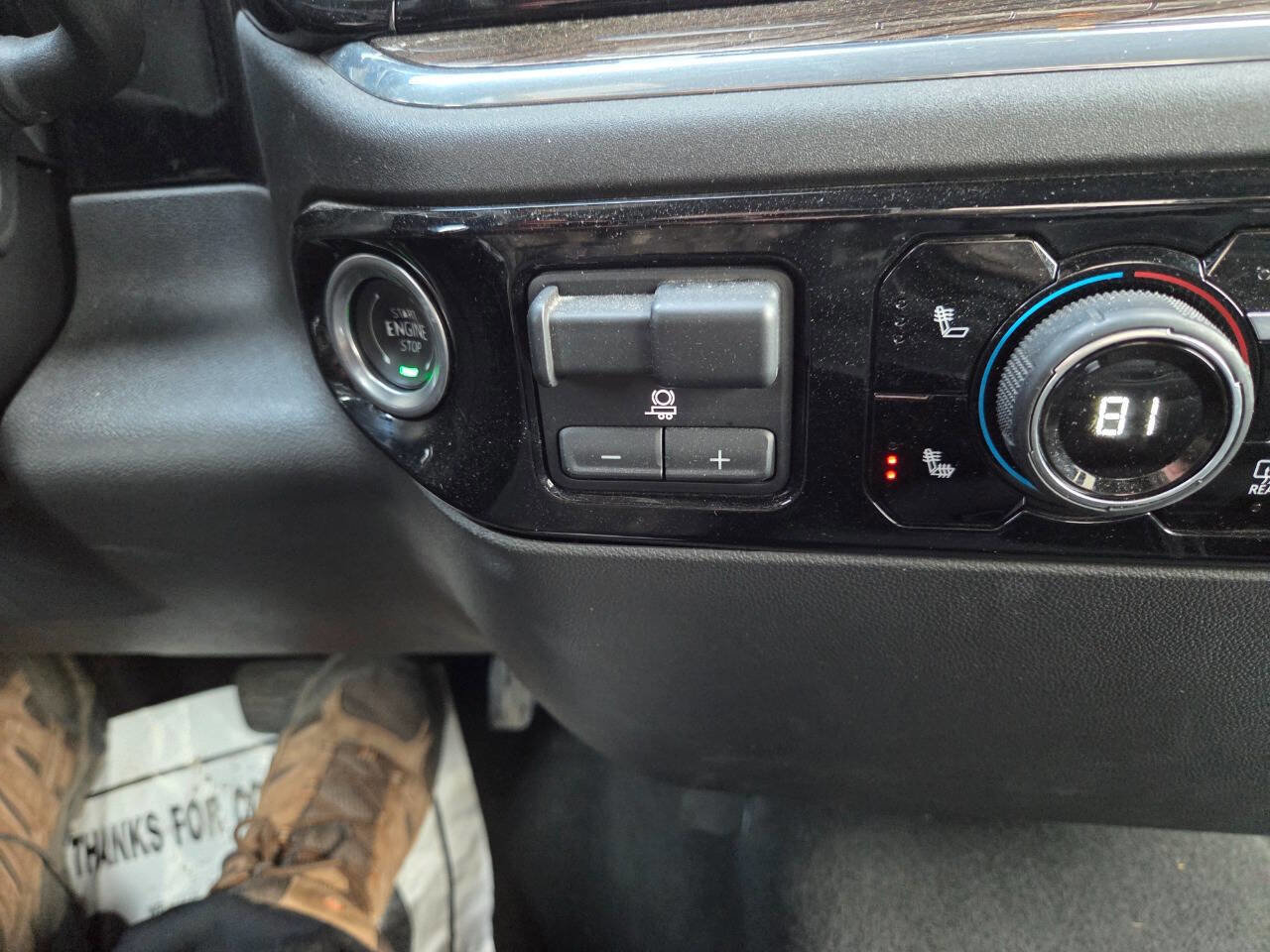 Used 2025 Chevrolet Silverado 1500 LT image 8