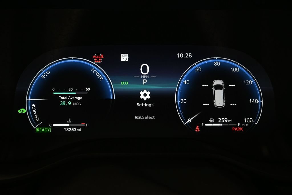 Used 2025 Toyota Sienna Limited AWD/4WD image 10