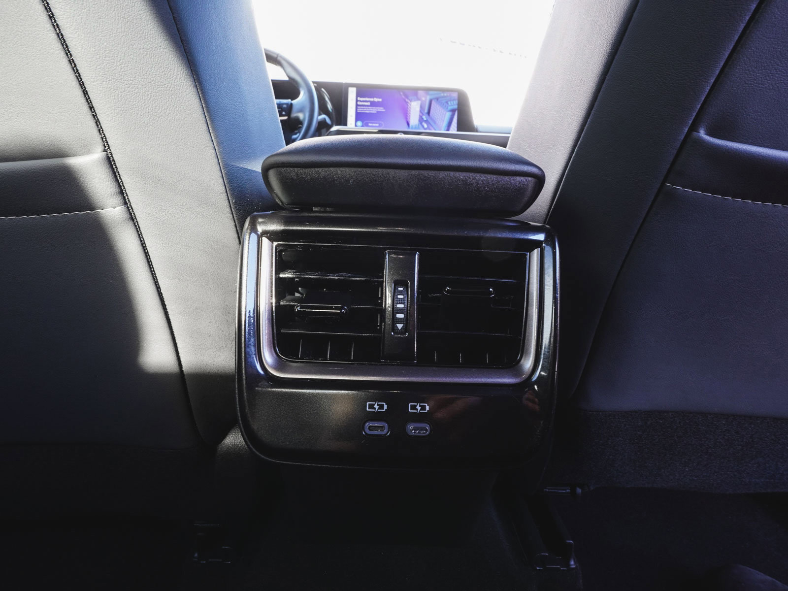 Used 2024 Toyota Crown XLE image 35