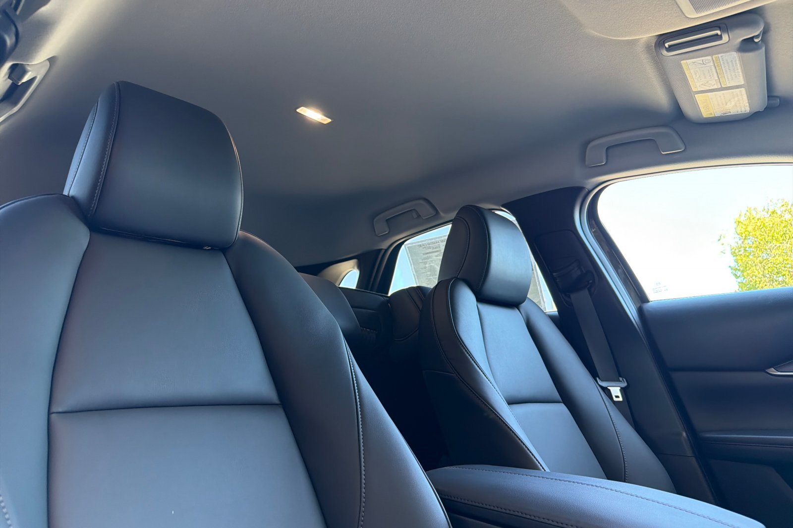 New 2026 MAZDA CX-30 AWD 2.5 S w/ Select Sport Pkg image 17