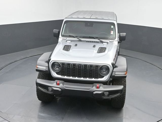 Used 2024 Jeep Wrangler Unlimited Rubicon w/ Technology Group AWD/4WD image 30