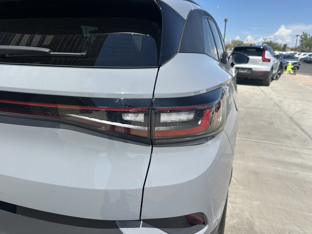 Used 2022 Volkswagen ID.4 Pro S image 13