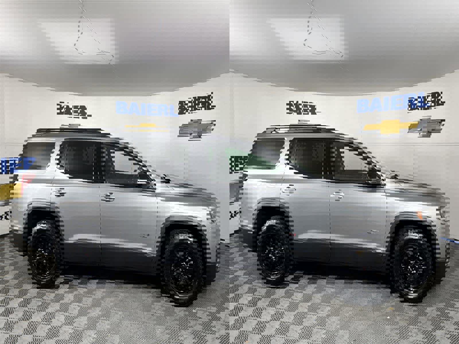 Used 2023 GMC Acadia AT4 w/ Preferred Package image 6