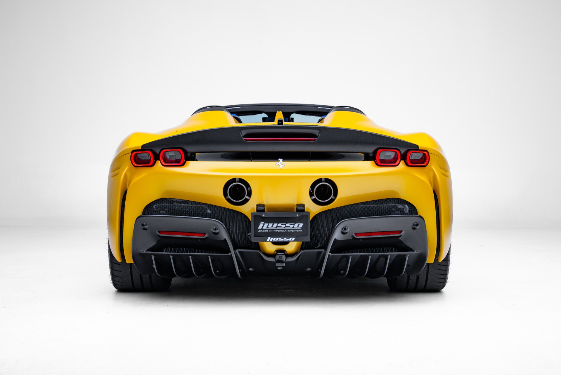 Used 2023 Ferrari SF90 Spider AWD/4WD image 38