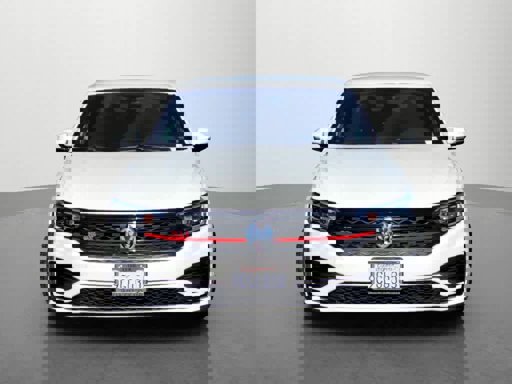 Used 2021 Volkswagen Jetta GLI image 2