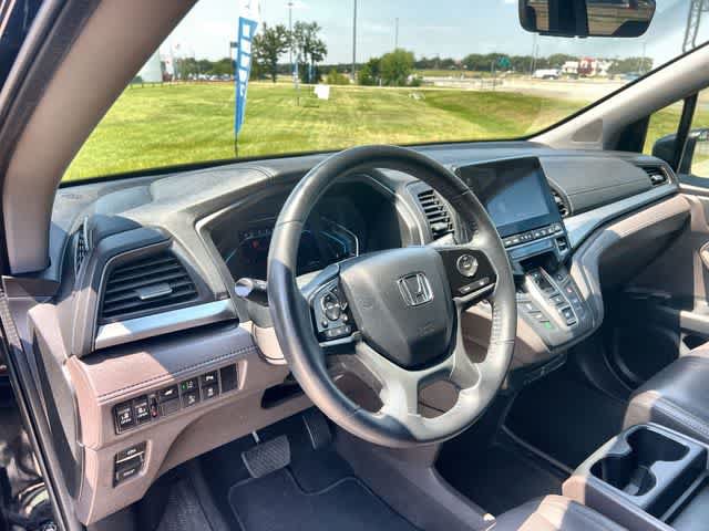 Certified 2020 Honda Odyssey Touring image 15