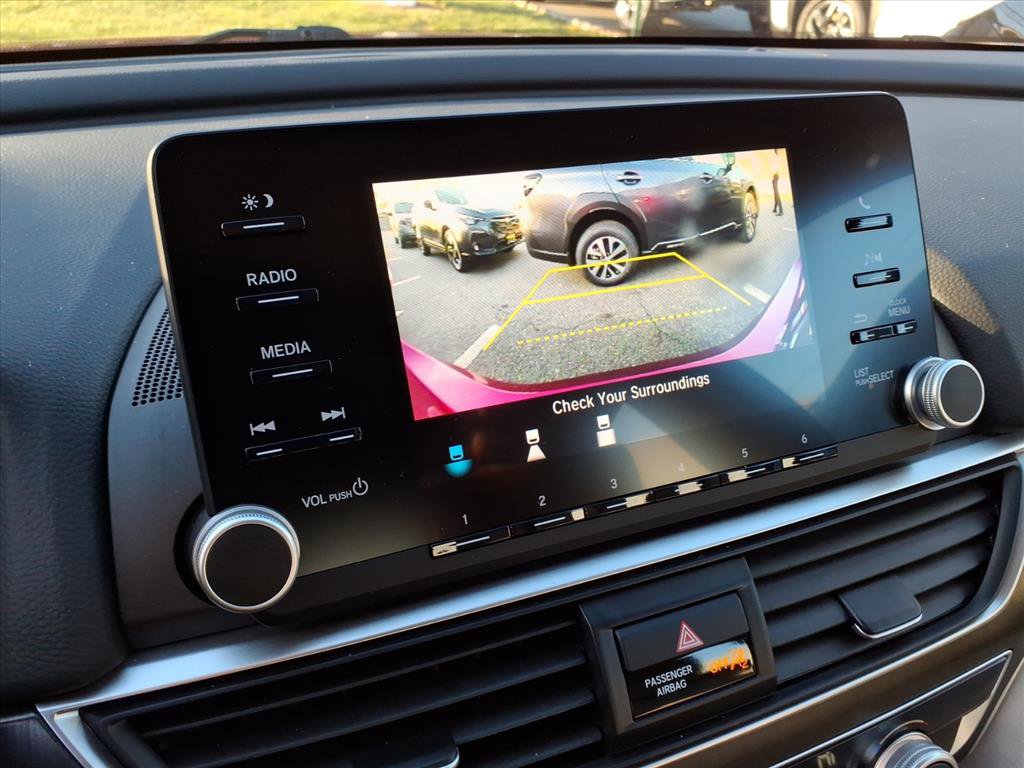 Used 2019 Honda Accord LX image 18