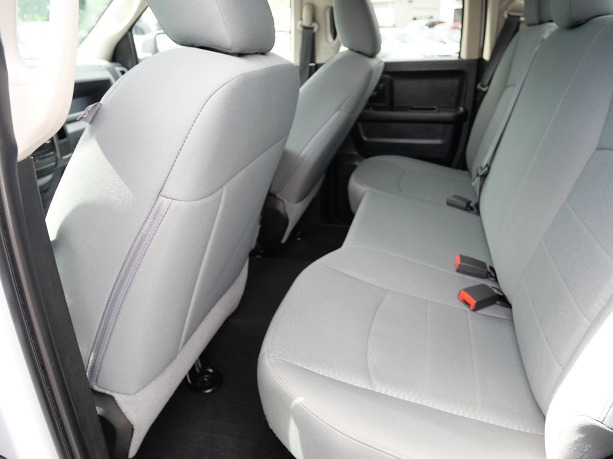 Used 2018 RAM 1500 Express w/ Express Value Package AWD/4WD image 28
