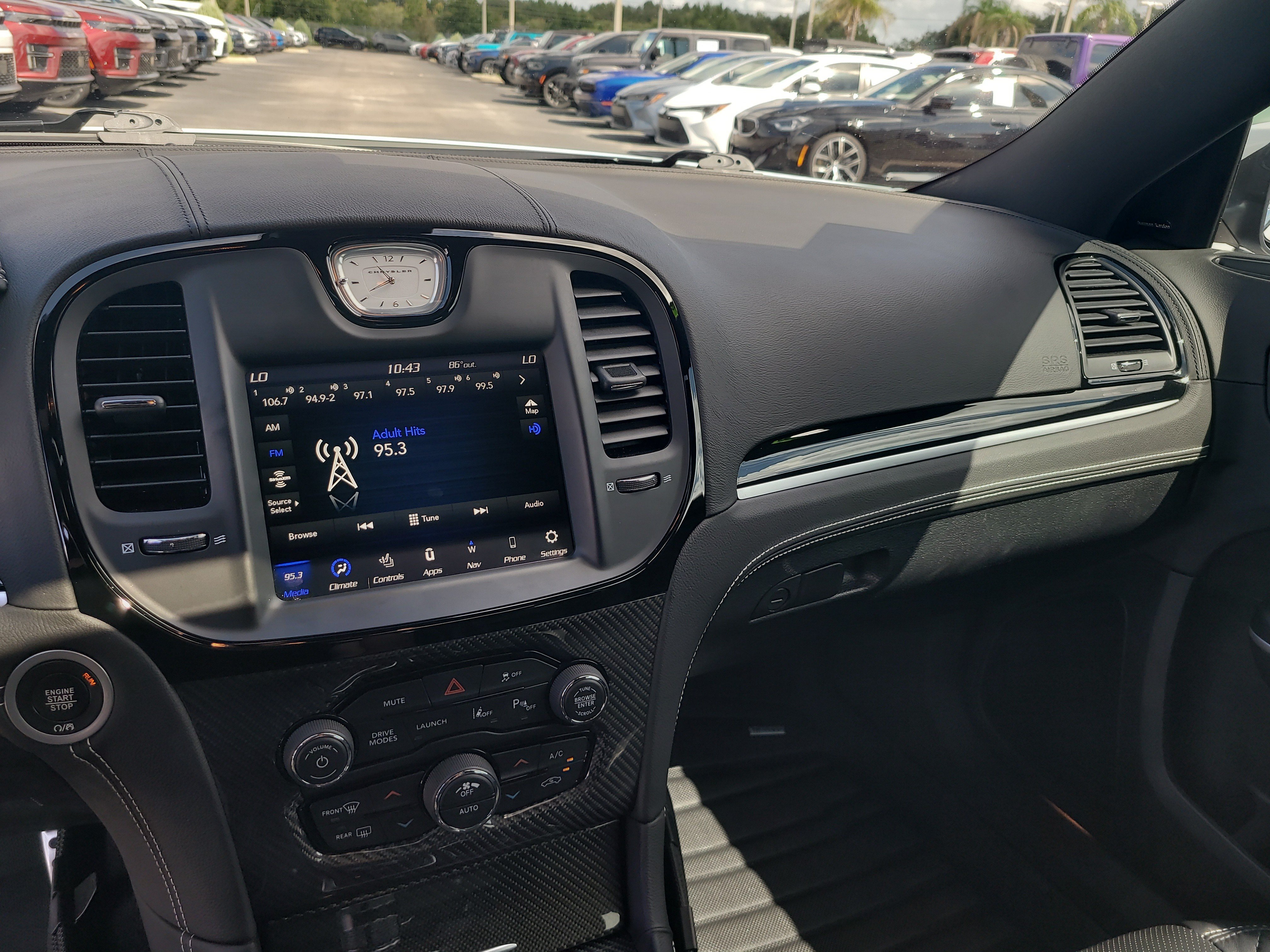Used 2023 Chrysler 300 C RWD image 22