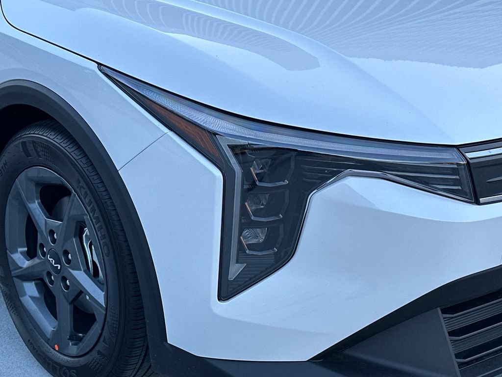 New 2026 Kia K4 FWD image 9