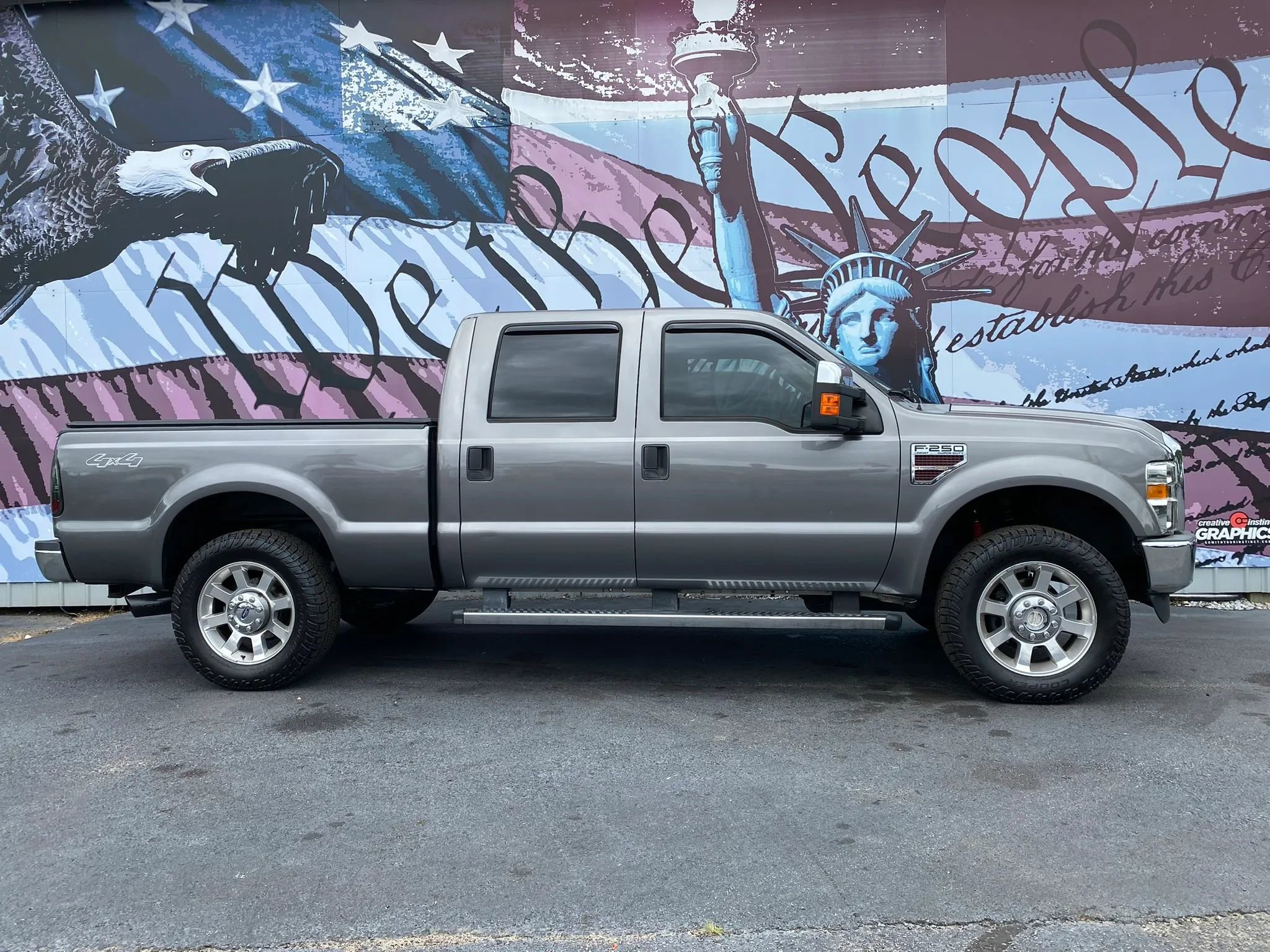 Used 2009 Ford F250 Lariat AWD/4WD image 1