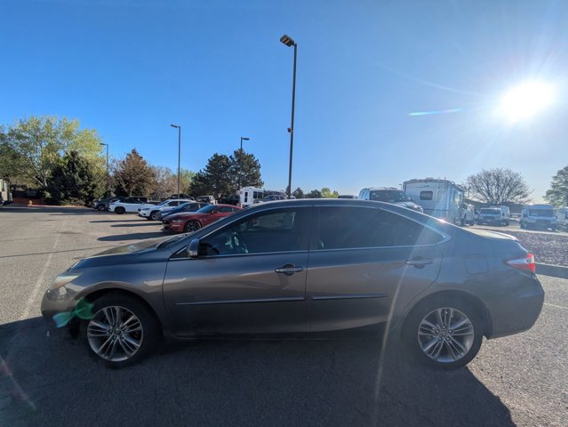 Used 2017 Toyota Camry SE FWD image 8