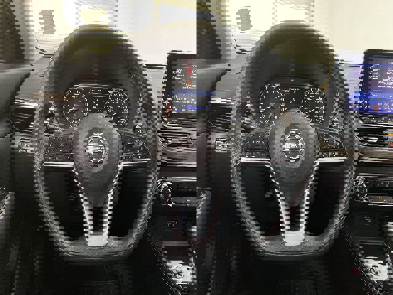 Used 2023 Nissan Altima 2.5 SV image 21