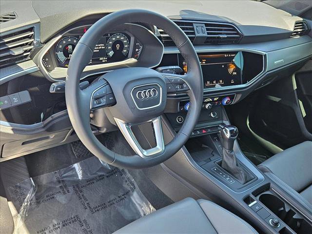 Used 2025 Audi Q3 2.0T Premium AWD/4WD image 10