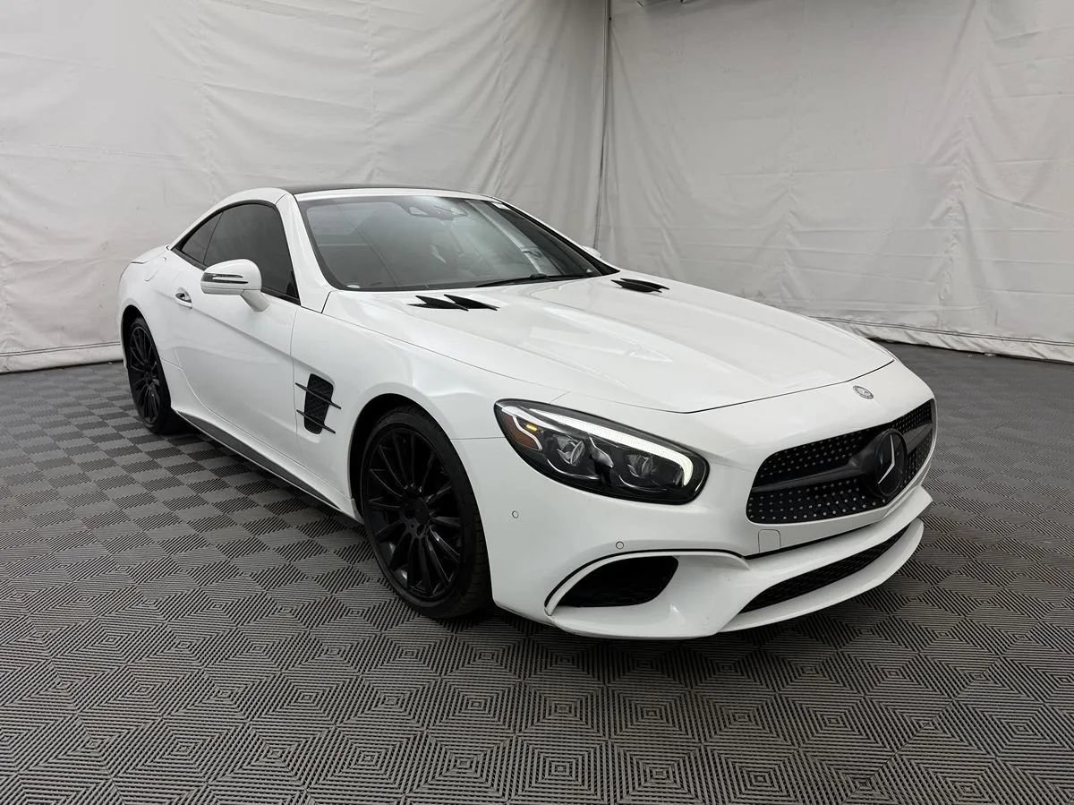 Used 2017 Mercedes-Benz SL 550 image 8