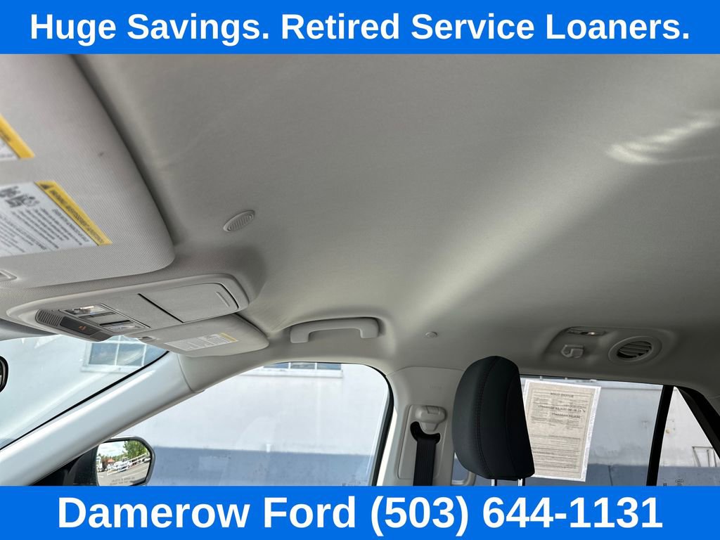 Used 2026 Ford Explorer Active AWD/4WD image 13