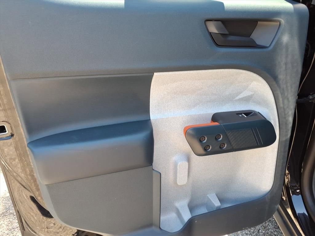 Certified 2023 Ford Maverick XLT FWD image 14