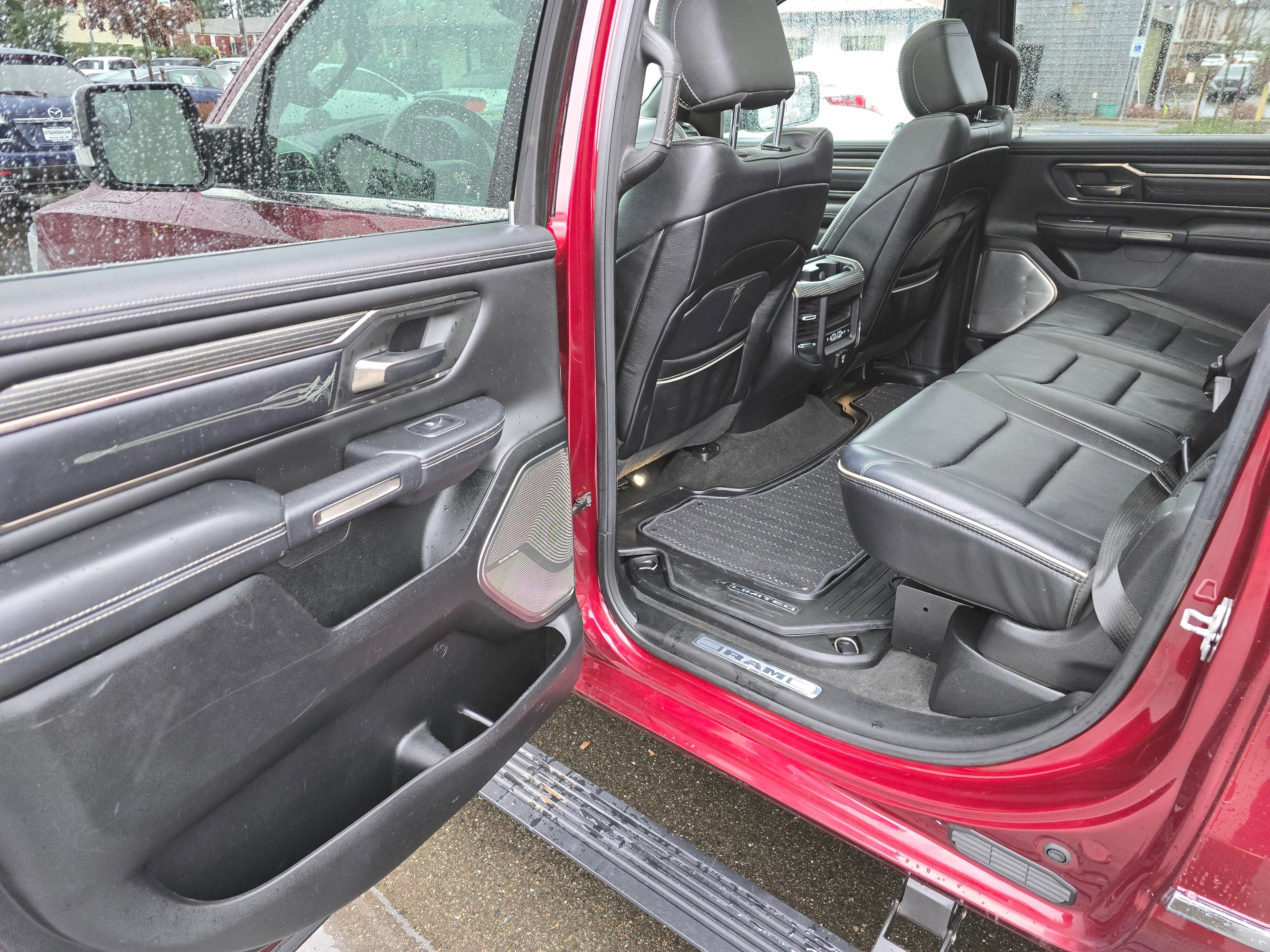 Used 2020 RAM 1500 Limited image 31