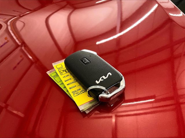 Used 2023 Kia Sorento EX AWD/4WD image 9