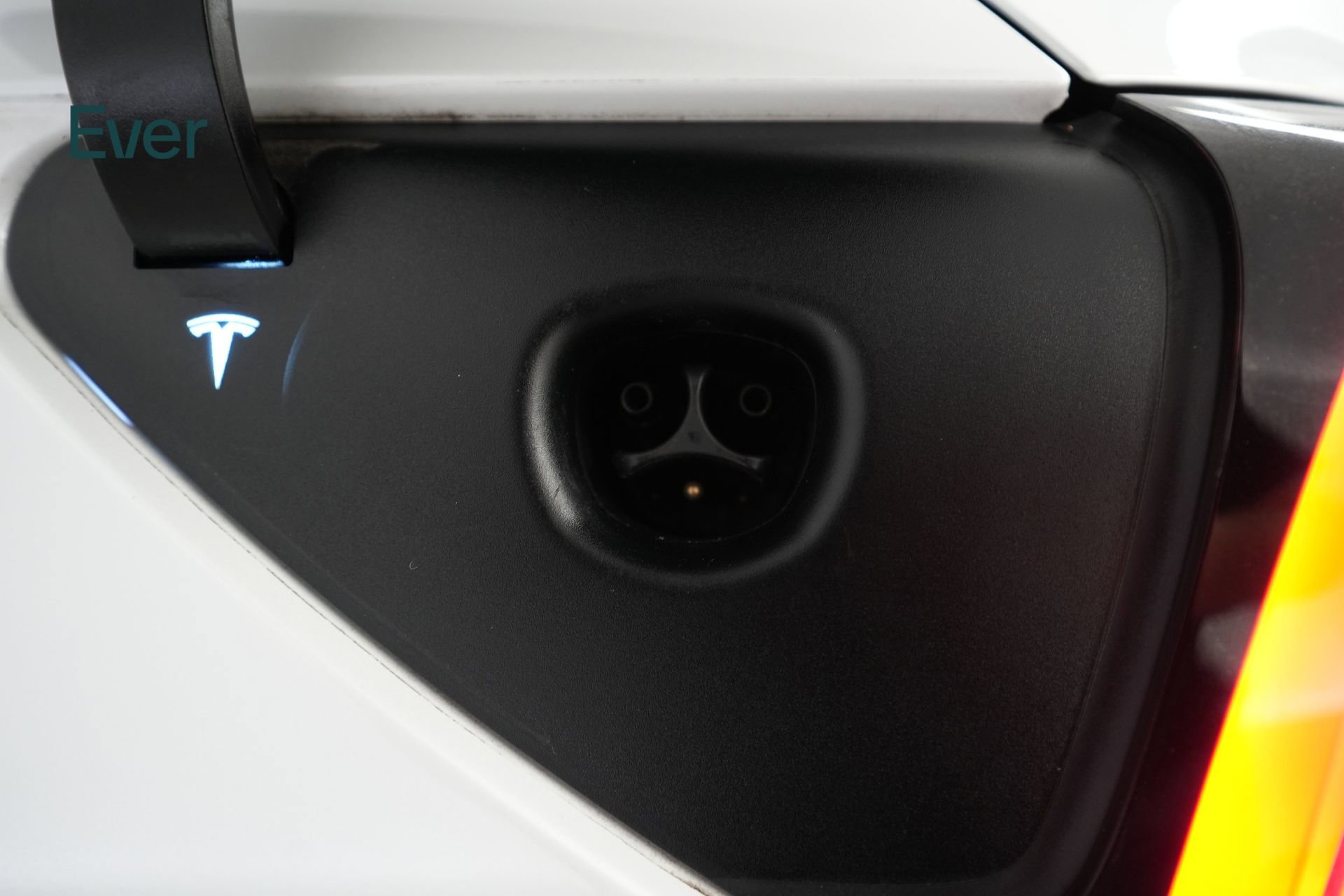 Used 2022 Tesla Model Y Performance image 10